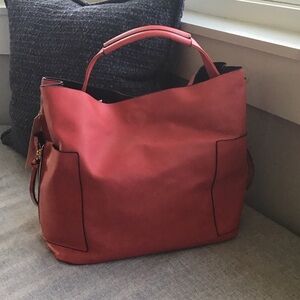 Chic Coral LeMiel Women's Hand Bag